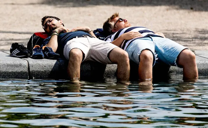 landelijke hittegolf met 30 tot 37 graden