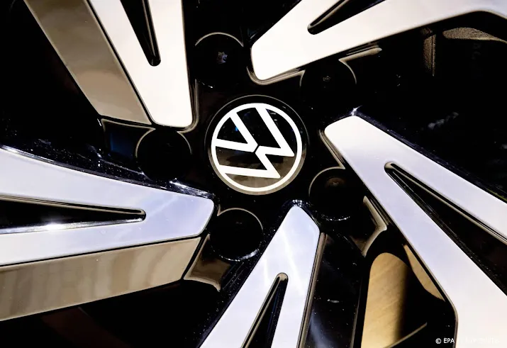 langere zomerstop bij fabrieken volkswagen vanwege chiptekort