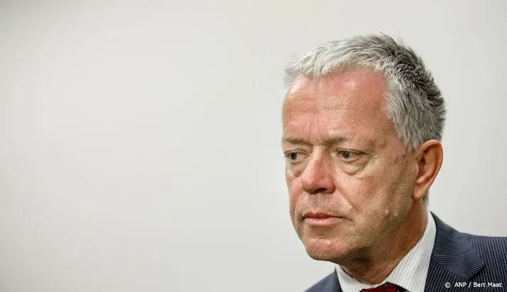 langstzittende commissaris van de koning leen verbeek stopt