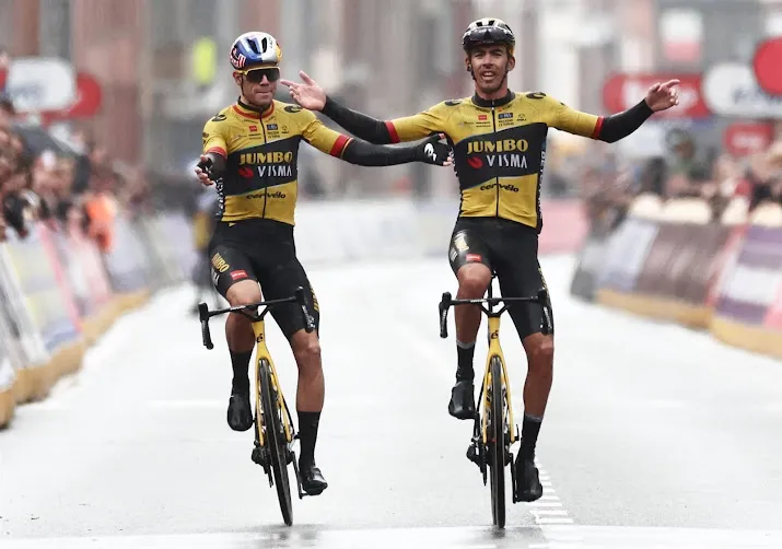 laporte mag overmacht jumbo visma in gent wevelgem bekronen