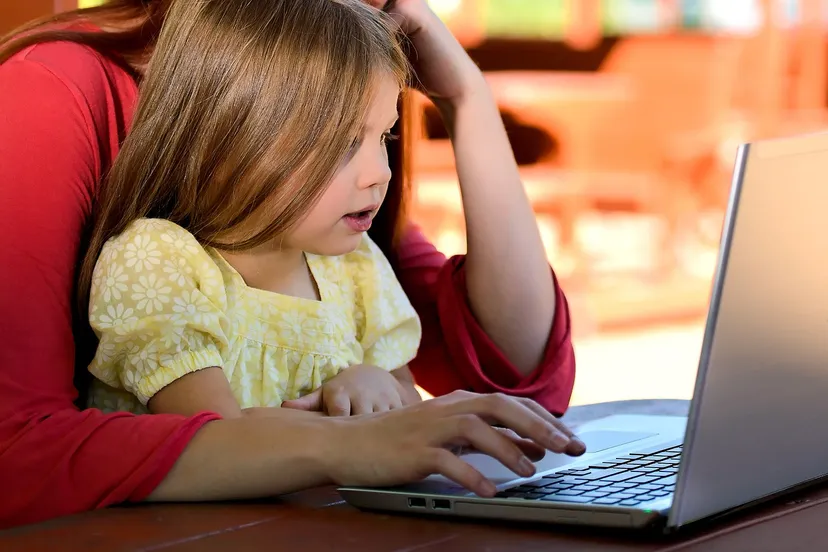 laptop pc computer hq pixabay