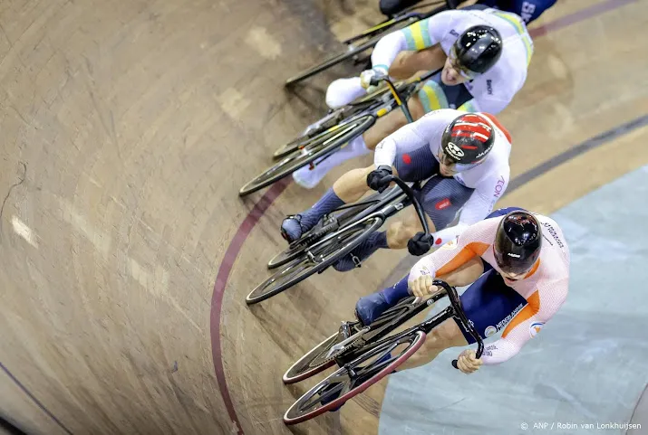 lavreysen en hoogland opnieuw in finale keirin op wk baan