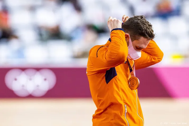 lavreysen moet medailleoogst nog gaan beseffen