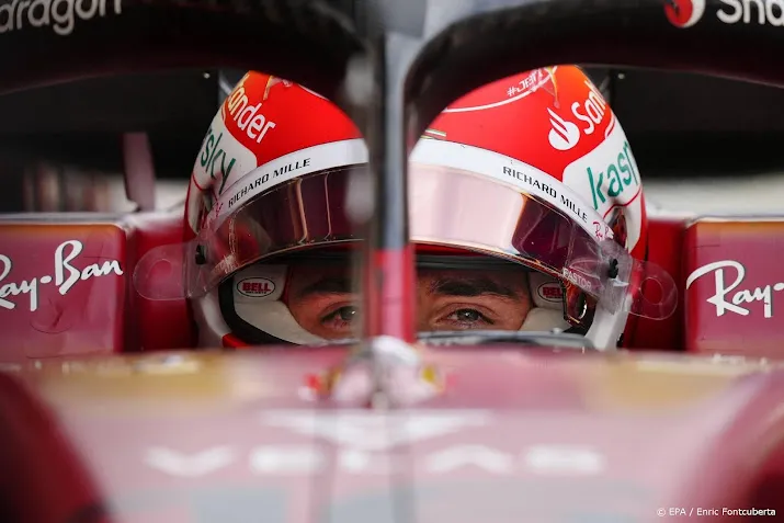 leclerc de snelste in bahrein perez rijdt meeste rondes
