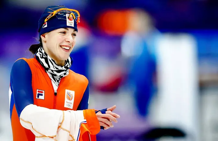 leenstra verruilt schaatsen voor studieboeken