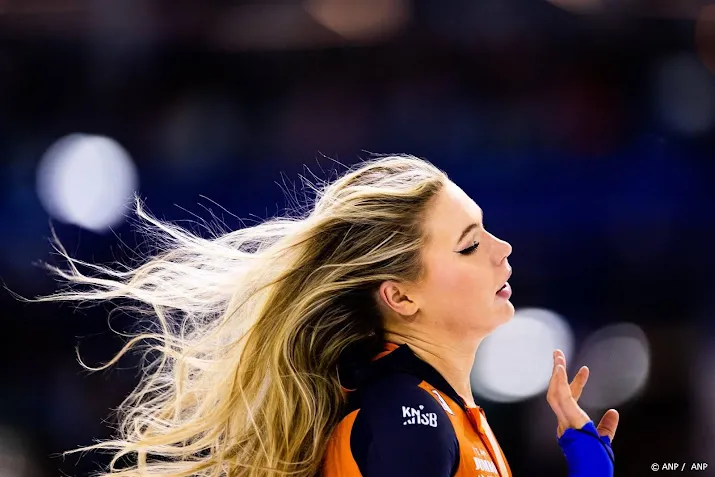leerdam herstelt zich met zilver op tweede 1000 meter