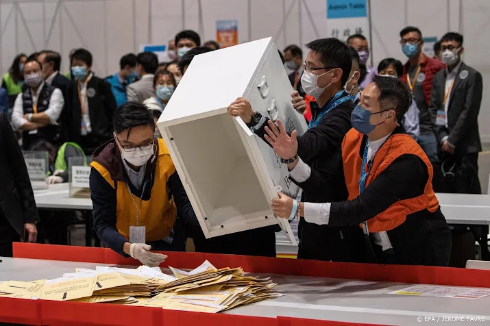 leider hongkong ondanks lage opkomst tevreden over verkiezingen