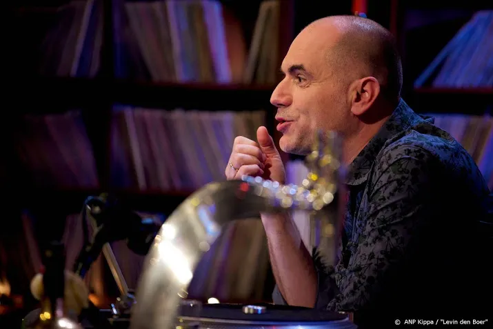 leo blokhuis bevestigt ook dit jaar top 2000 a gogo