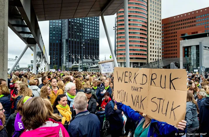 leraren in actie miskleun van onderwijsbond