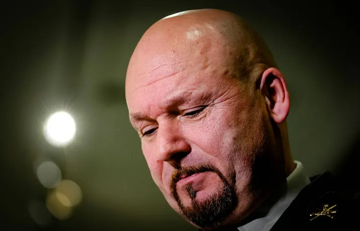 levens in gevaar door verklaringen kroon
