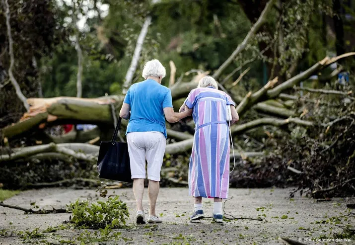levensgevaarlijke situaties in bossen rond leersum door storm
