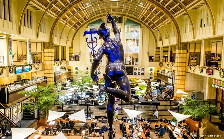 licht verlies voor beurs amsterdam