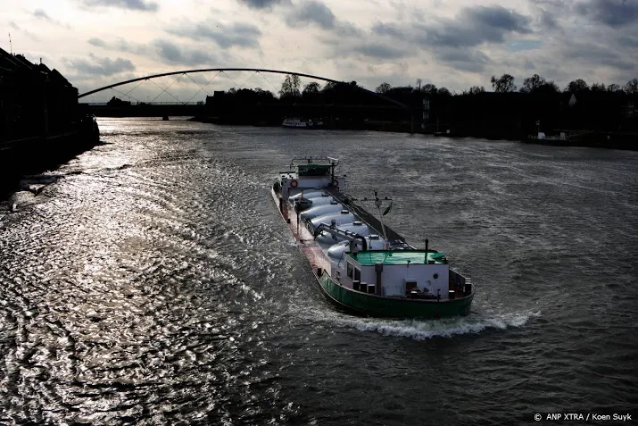 lichte daling vervoer binnenvaart
