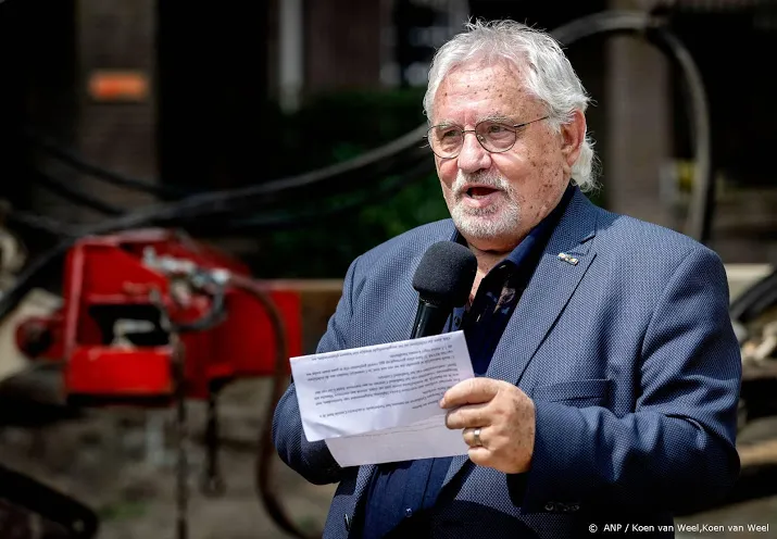 link gelegd bij herdenking tussen holocaust en coronarellen