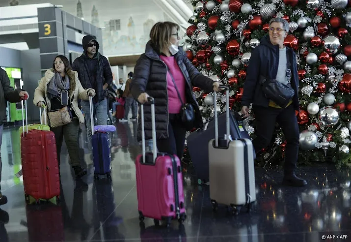 lobbyclub recordaantal mensen vs pakt vliegtuig rond feestdagen