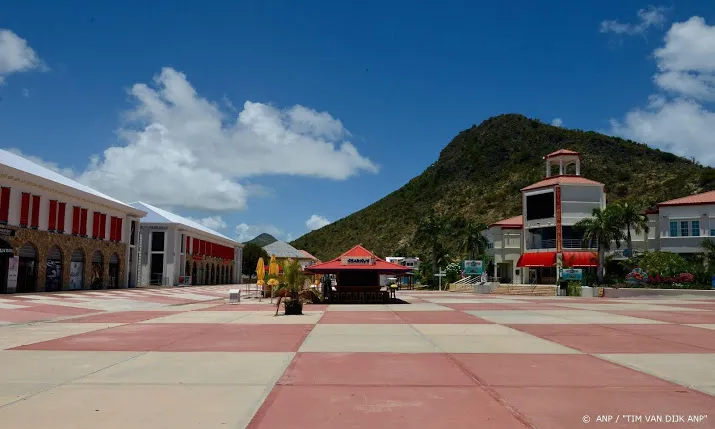 lockdown sint maarten duurt tot 17 mei