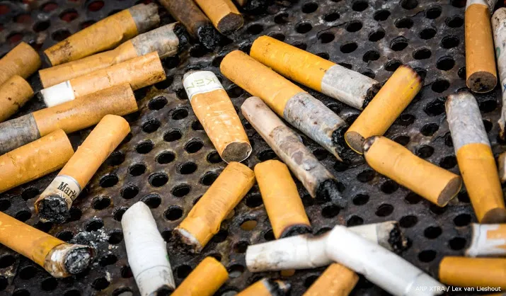 longartsen uit rookalliantie gezet