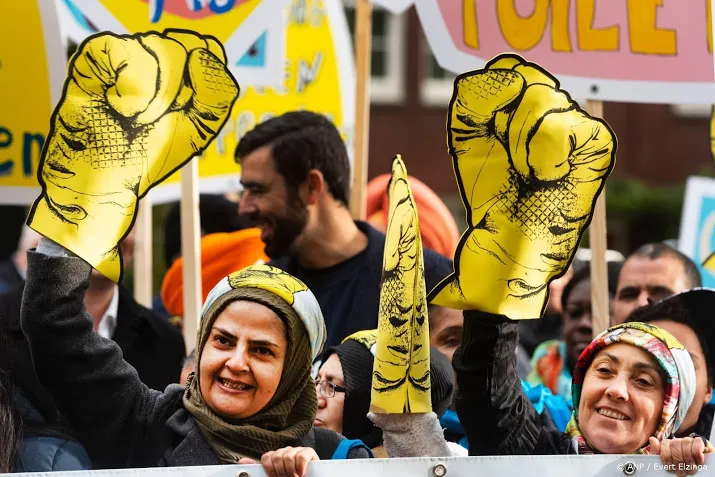 loonsverhoging en vrije dag voor schoonmakers