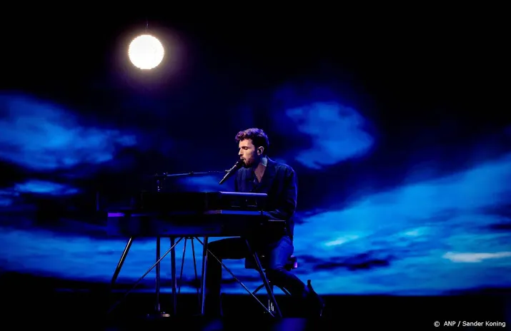 lot duncan laurence al voor helft bepaald