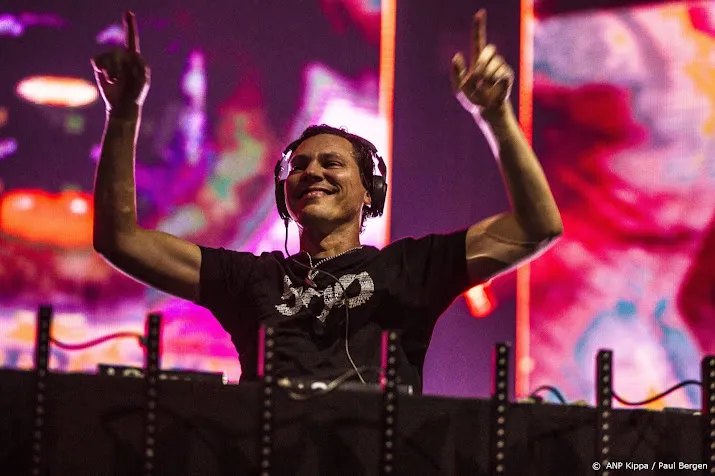 louis andriessen afrojack en tiesto maken kans op grammy award