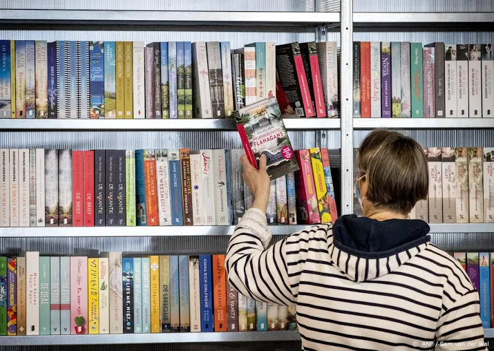 lucinda riley voor de derde week bovenaan bestseller 60