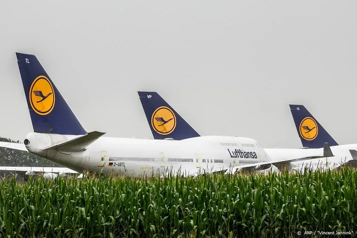 lufthansa boekt opnieuw miljardenverlies door crisis