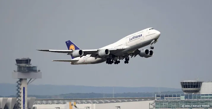 lufthansa schrapt 800 vluchten op stakingsdag
