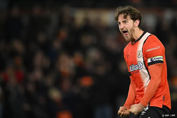 luton aanvoerder lockyer weer uit ziekenhuis na hartstilstand