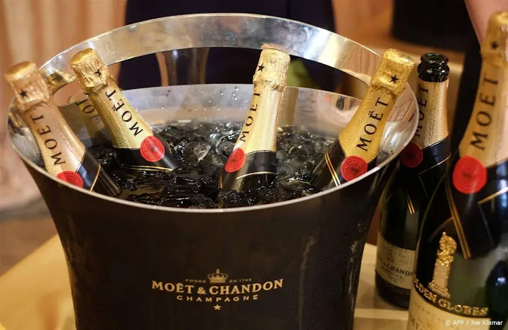 lvmh verkoop champagne wat zwakker na boom tijdens lockdowns