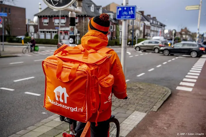 maaltijdbezorgers voorzien grote drukte door roemenie nederland