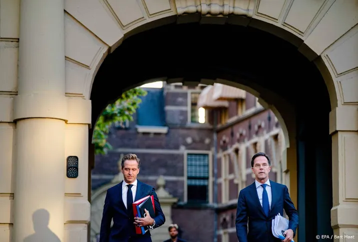 maandagavond persconferentie met rutte en de jonge