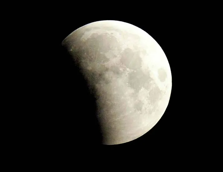 maansverduistering op veel plekken te zien