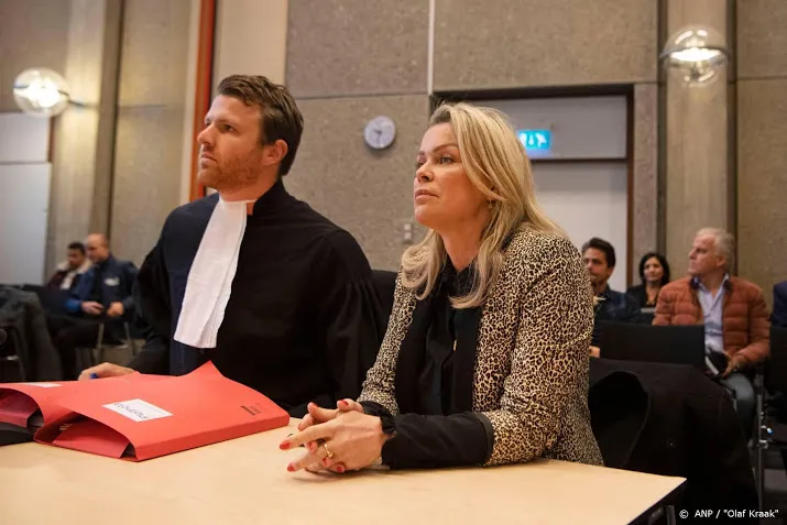 maasland eist schadevergoeding van prive
