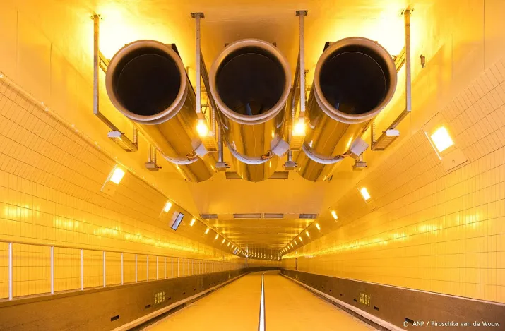 maastunnel maandag open na grondige renovatie