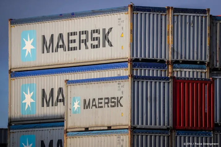 maersk leidt veertien schepen om kaap de goede hoop