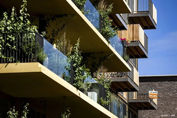 makelaars woningkrapte in amsterdam op zorgwekkend niveau