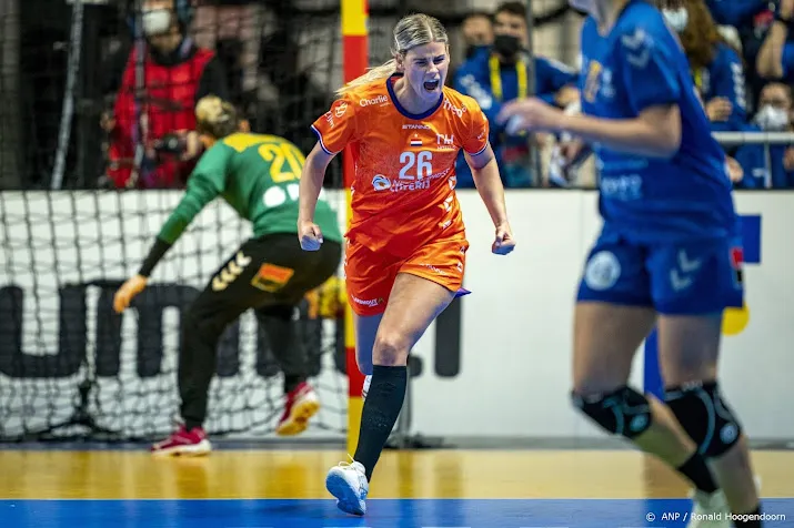 malestein en wester redden handbalsters op wk tegen roemenie