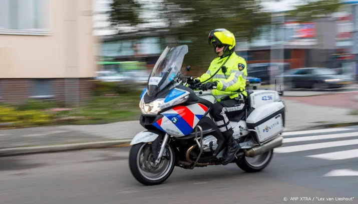 man 23 aangehouden voor doorrijden na ongeluk in rotterdam
