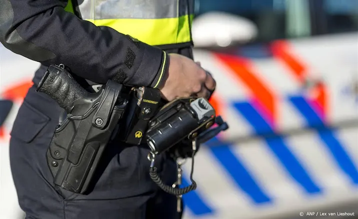 man 47 aangehouden in haarlem om stelen koper uit liftschachten