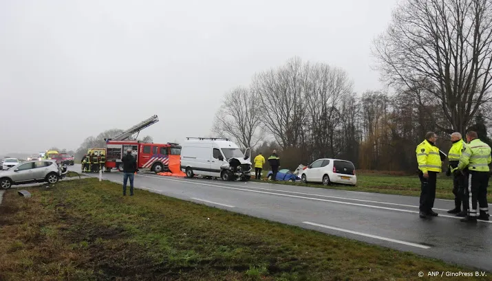 man blijft vastzitten na dodelijk ongeval