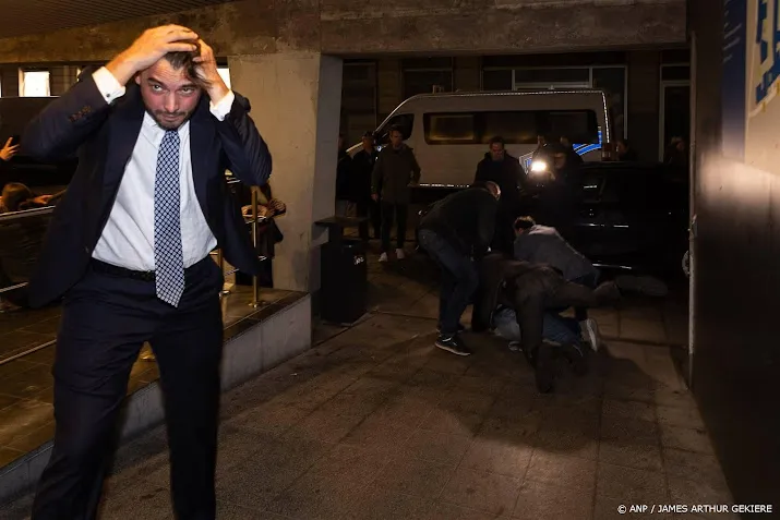 man die baudet sloeg in belgie komt niet voor de rechter