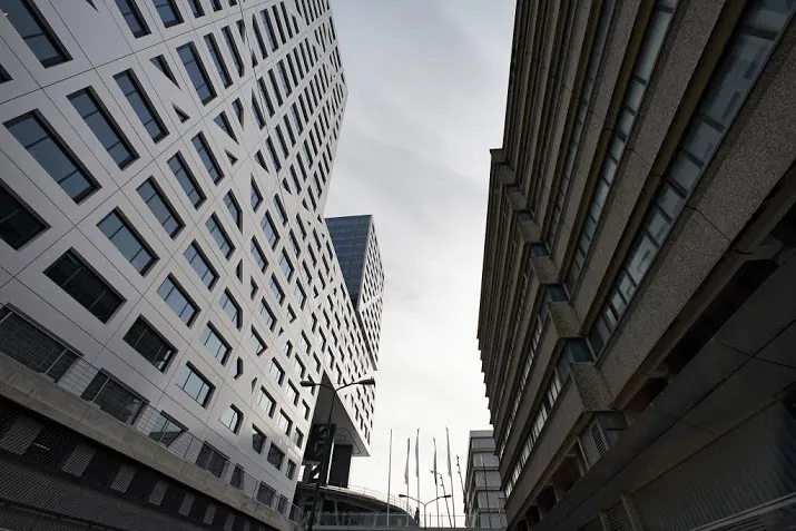 man gearresteerd in utrechts stadskantoor