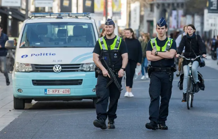 man vast in belgie voor aanslagplan nederland