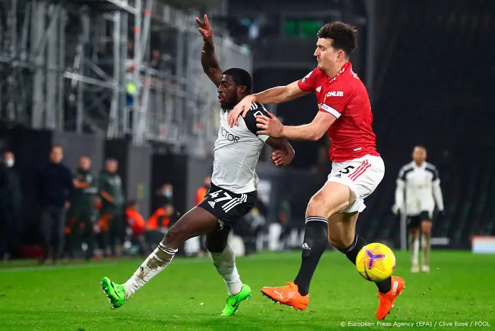 manchester united met moeite langs fulham