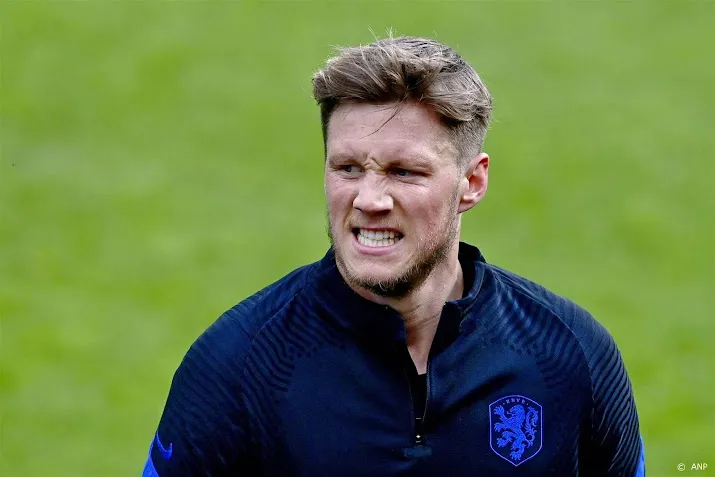 manchester united speelt met weghorst gelijk bij crystal palace
