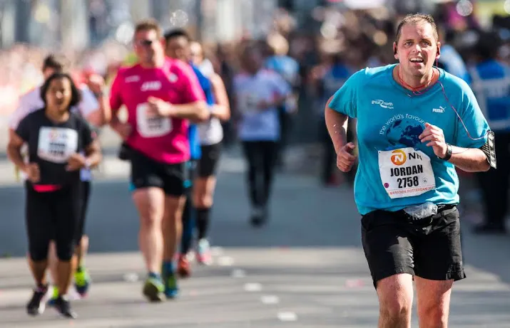marathon trekt weer door rotterdam