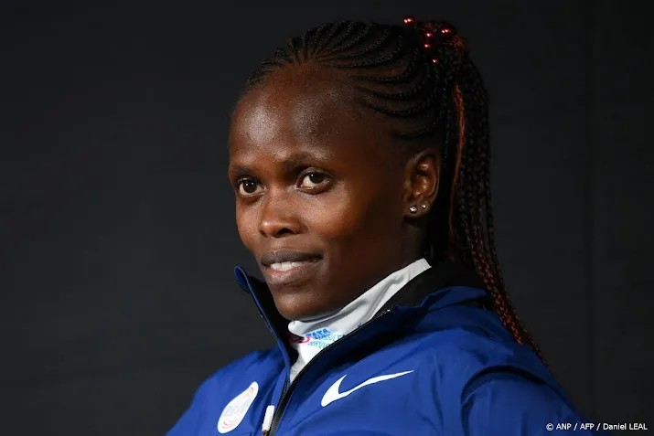 marathonloopster kosgei mist spelen parijs door blessure