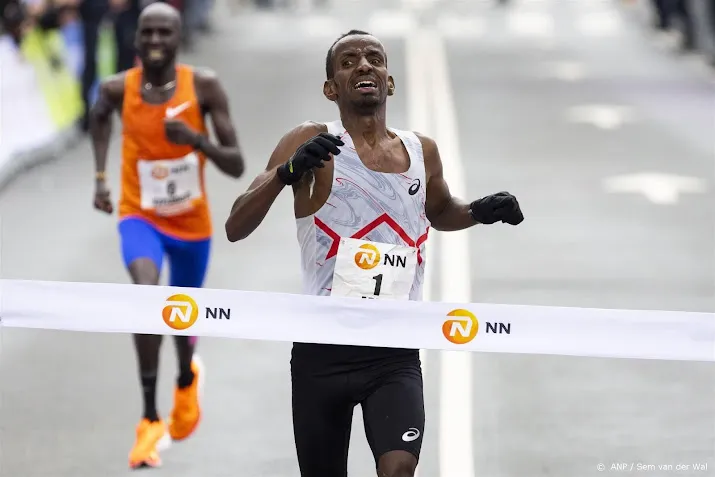 marathontopper abdi plant aanval op europees record 10 000 meter
