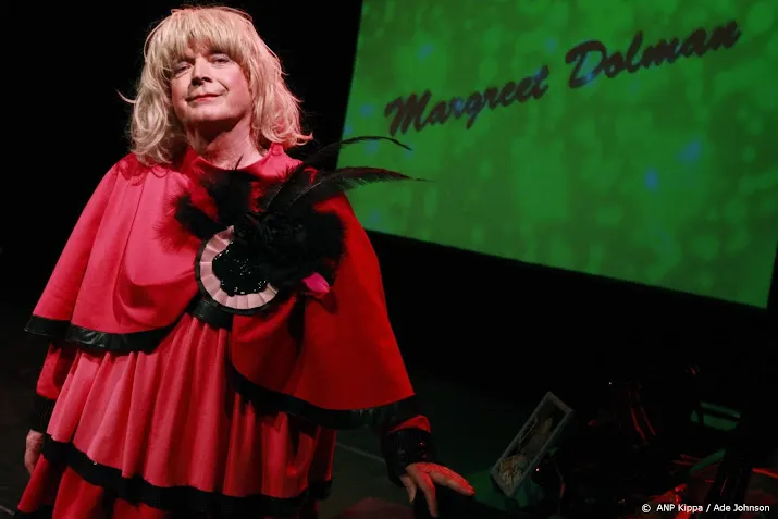 margreet dolman trapt 40 jarig theaterjubileum af met lenteshow