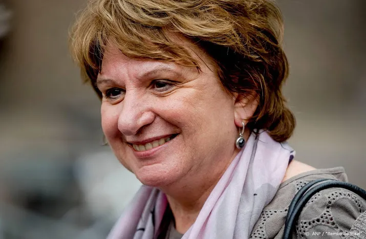 mariette hamer bemiddelaar voor onderwijs cao